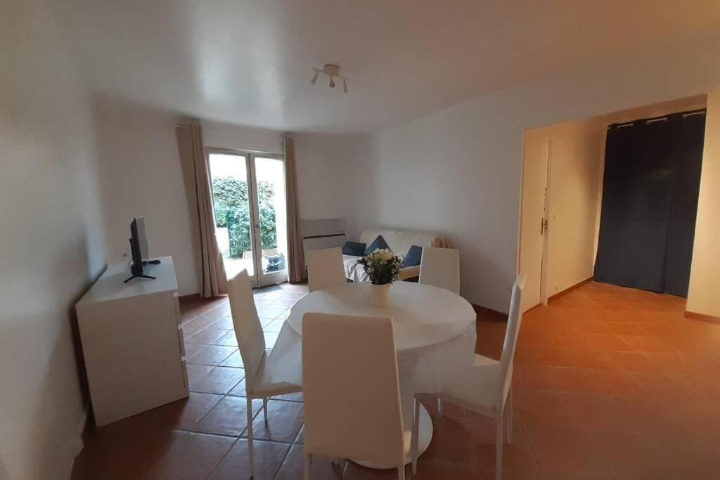 La Belle Ortine Apartamento Esbly Exterior foto
